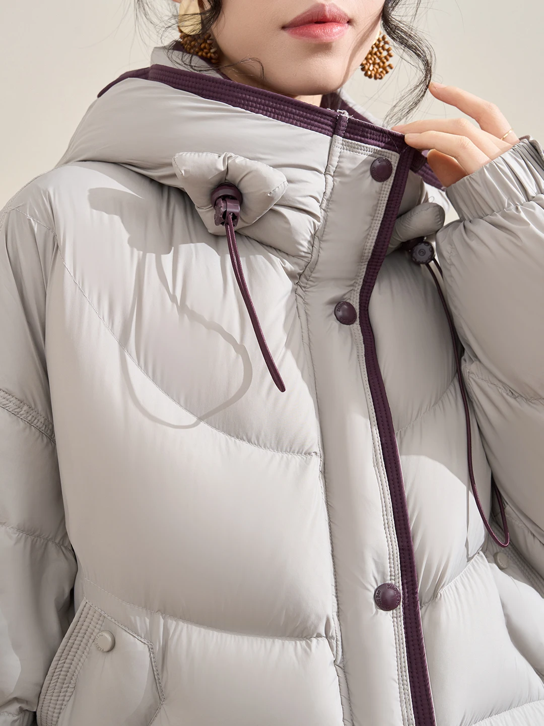 

Double-Color Splicing Hooded down Jaet Women's Sle 90% White Du down Filling Warm Commute Faion Nylon Fabric Zipper C...