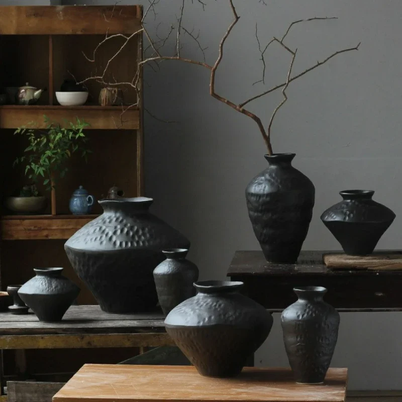Wabi Sabi Zen Ceramic Vase Artistic High End Pottery for Living Room Japanese Flower Holder for Home Unique B&B Decor Ornament