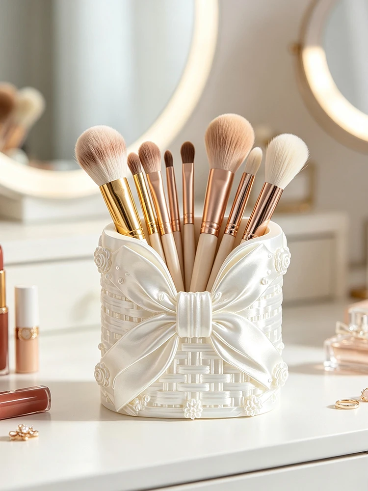organisateur-de-bureau-en-tissu-tisse-gaufre-motif-rose-avec-nœud-pour-pinceaux-de-maquillage-stylos-et-autres-accessoires-de-beaute