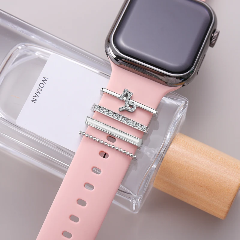 Zodyak işareti 12 takımyıldızı Charms Apple Watchband silikon kayış dekoratif takı damızlık Charm için Iwatch 4 adet/takım Charm