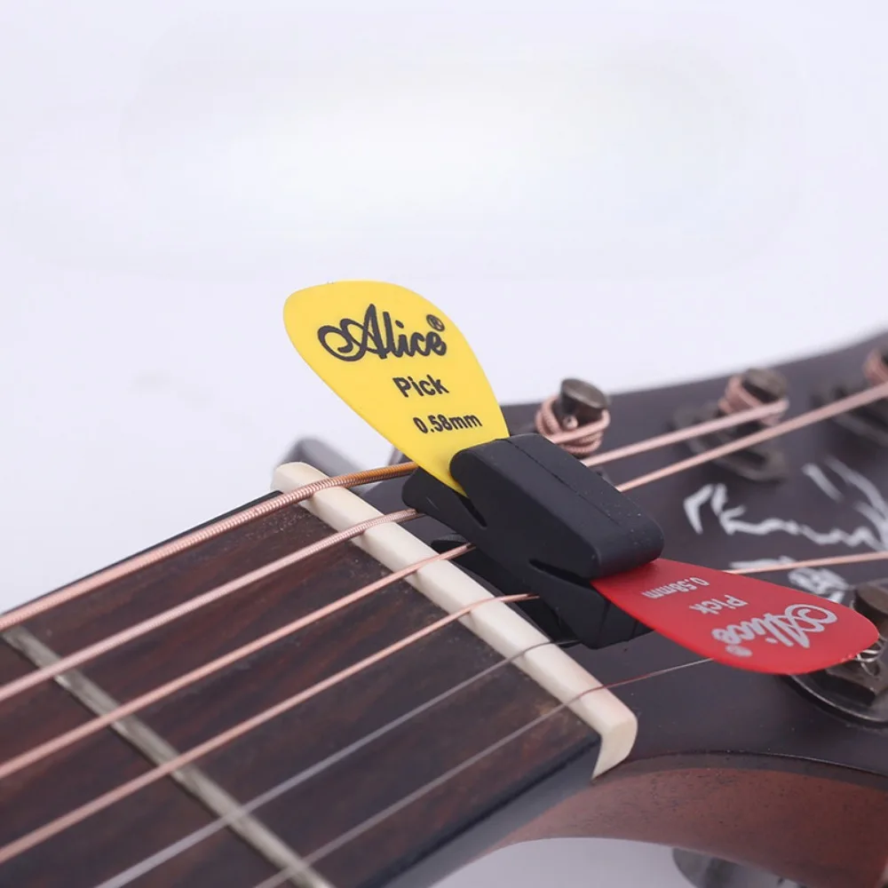 2PCS Guitar Plectrum Holder Headstock Guitar Plectrum Clip Plectrum Holder Clip Type