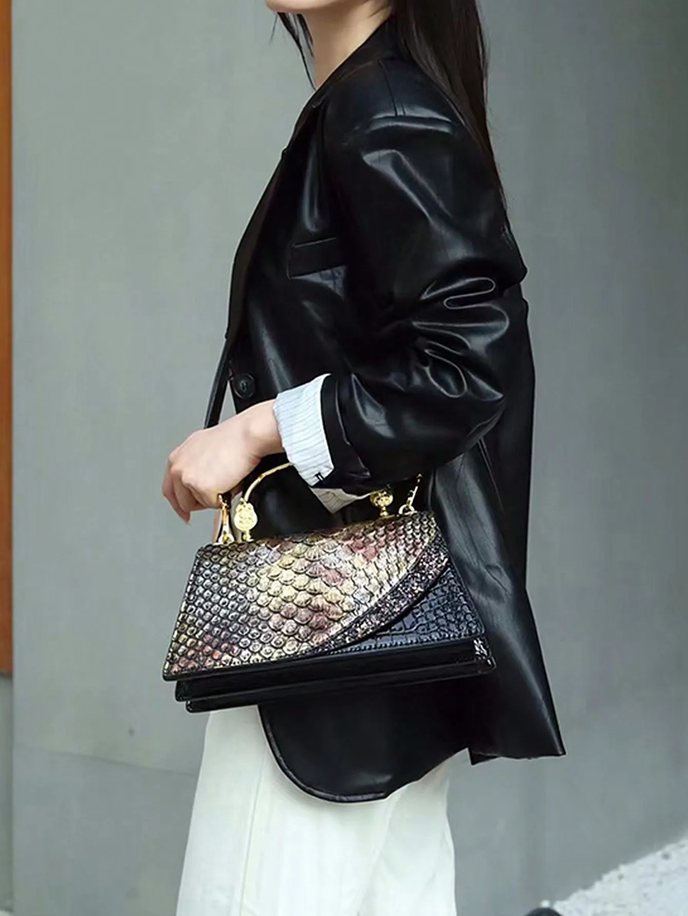 Elegant and luxurious temperament fashion retro snake-shaped hand bag high-end Diana crocodile python leather shoulder crossbody