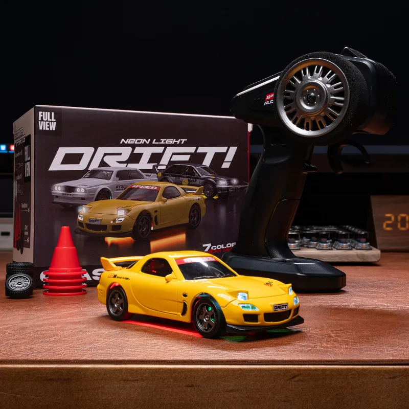 

1:43 RC Drift Car 4WD Настольный автомобиль с дистанционным управлением Игрушечный автомобиль 2,4G Моделирование ретро-модели автомобилей для мальчиков Игрушки Подарок на день рождения