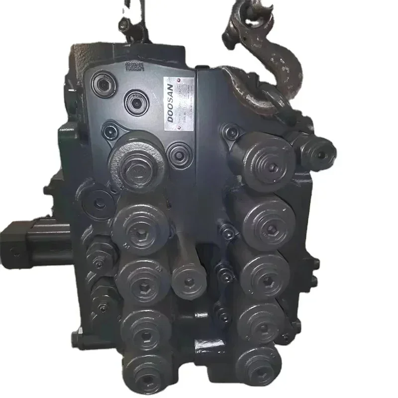 

Hot sales 426-00064B 410105-00079 DX28 Main Control Valve for Doosan Excavator DH220-5 DH215-9E DH220-9E DH215-7 DH300-5 DH258-5