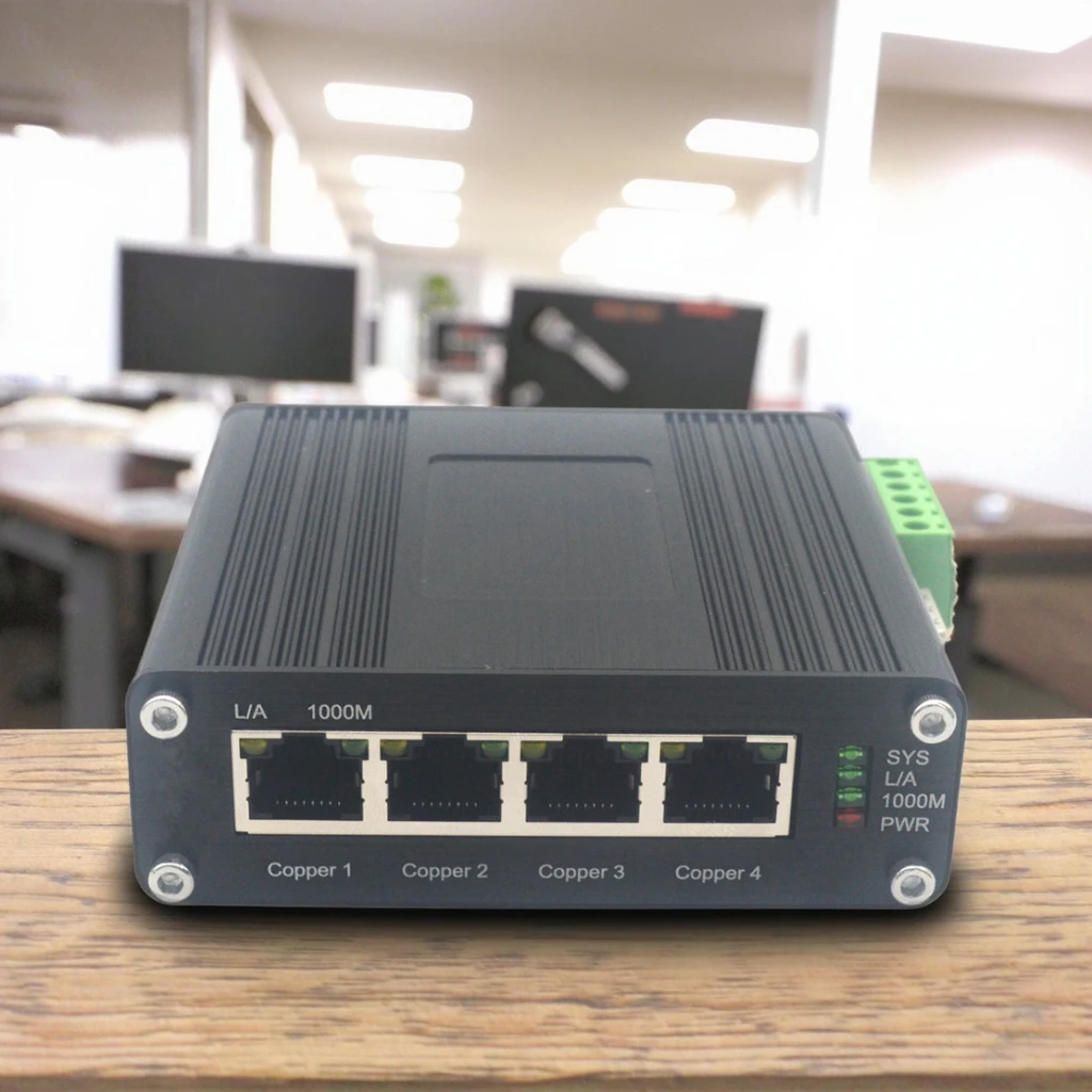 E-link LNK-IMC-A1400G-SFP Industrial 4-port 10/100/1000Base-T + 1-port 100/1000Base-X SFP Ethernet Switch with 110~230VAC Input