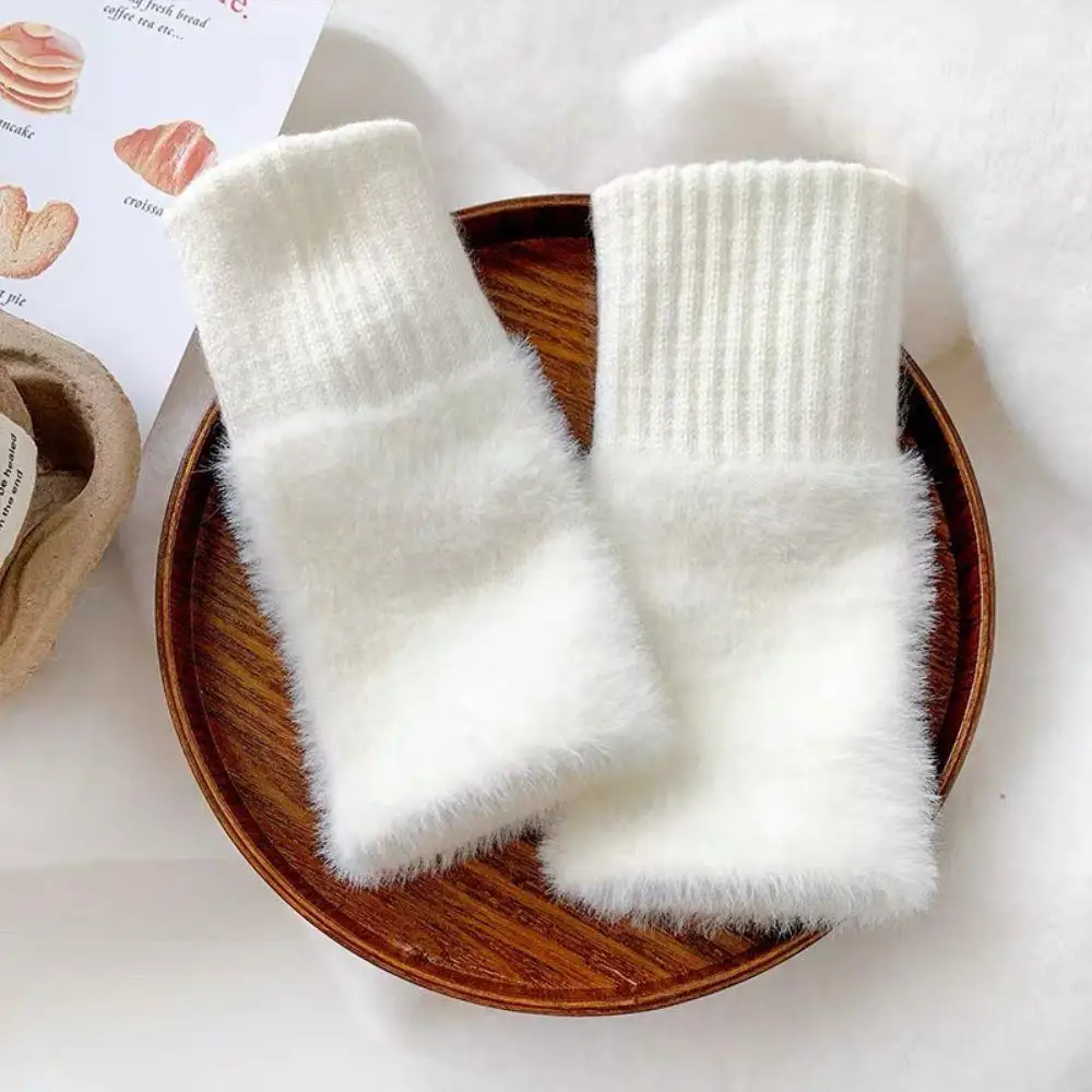 Норковые флисовые мягкие зимние перчатки с половиной пальца, женские чистые белые плюшевые вязаные перчатки без пальцев, корейские варежки на запястье, грелки для рук, хит продаж