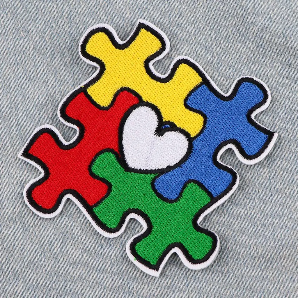 Distintivi per autismo Toppa fai-da-te per abbigliamento Ferro su applique da cucito ricamate Cuci su accessori di abbigliamento in tessuto