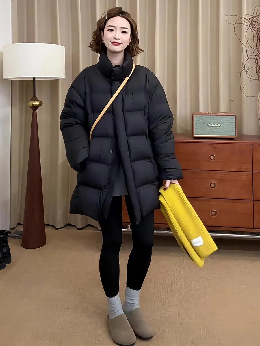 

Женская белая пуховая куртка средней длины с капюшоном, свободного кроя, теплая, повседневная, на молнии, с дизайнерскими элементами