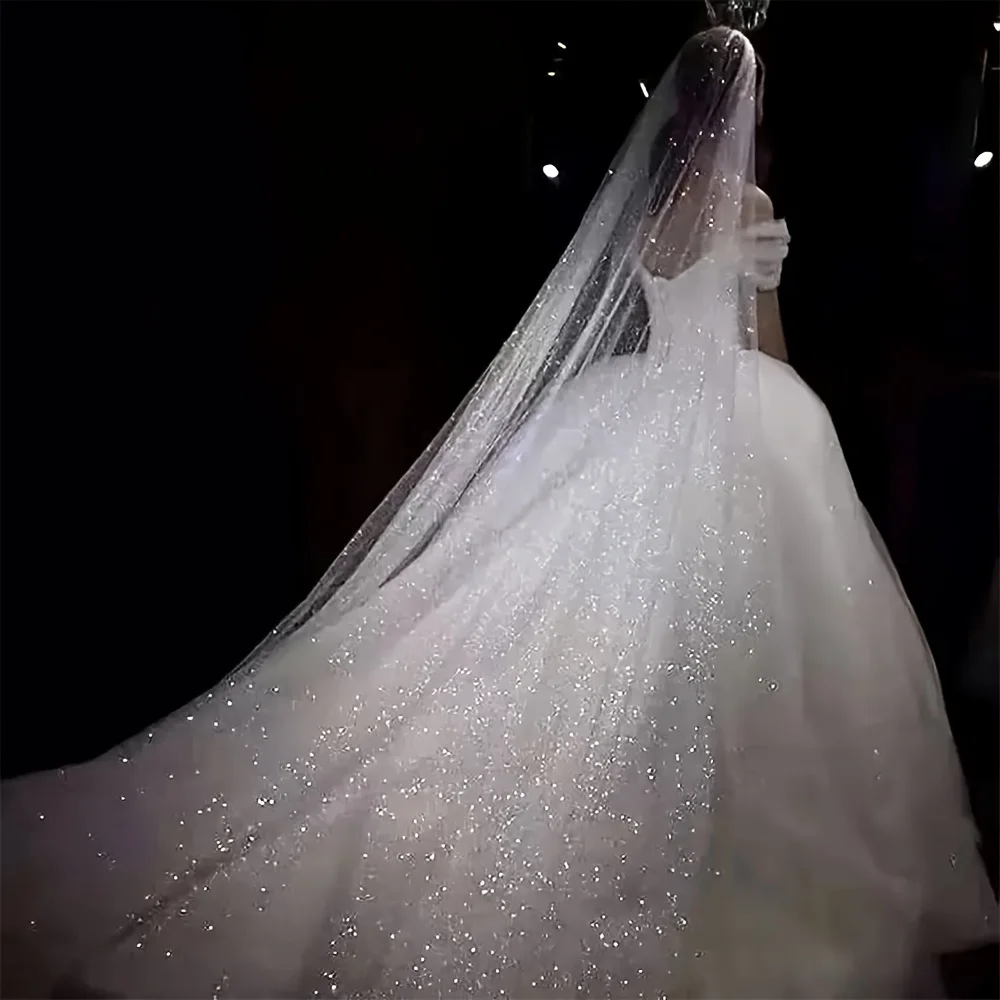 

Sparkling Starry Bridal Veil - Elegant Polyester Wedding Accessory for Photoshoots & Performances