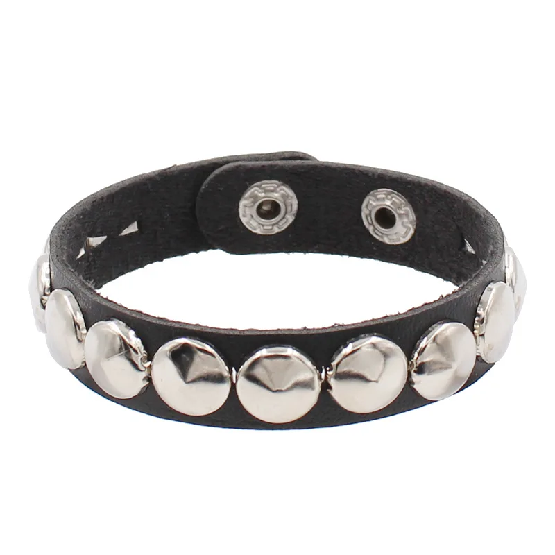 Bracelets en cuir Vintage Punk rangée Cuspidal pointes Rivet goujon large manchette en cui