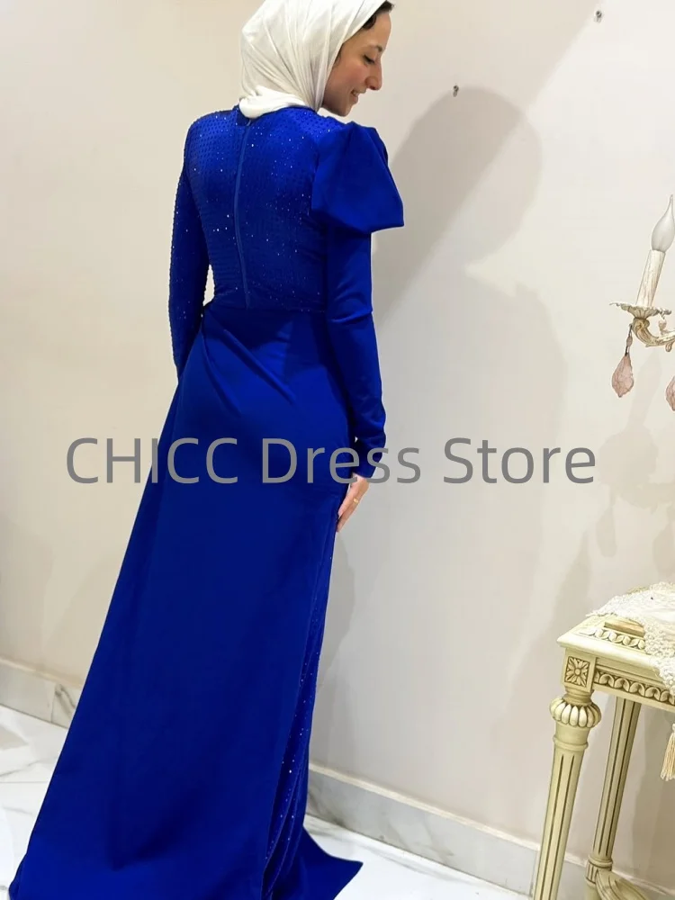 럭셔리 이슬람 이브닝 드레스 오-넥 긴 소매 공식 댄스 파티 드레스 플리츠 스팽글 블루 웨딩 게스트 파티 가운 맞춤형