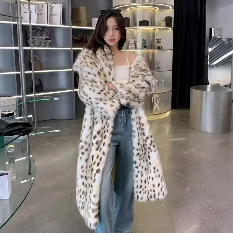 

Korean Style Fashion Outerwear Woven Collar Holland Edge Coat Fox Otter Simulation Fur Coat Women's