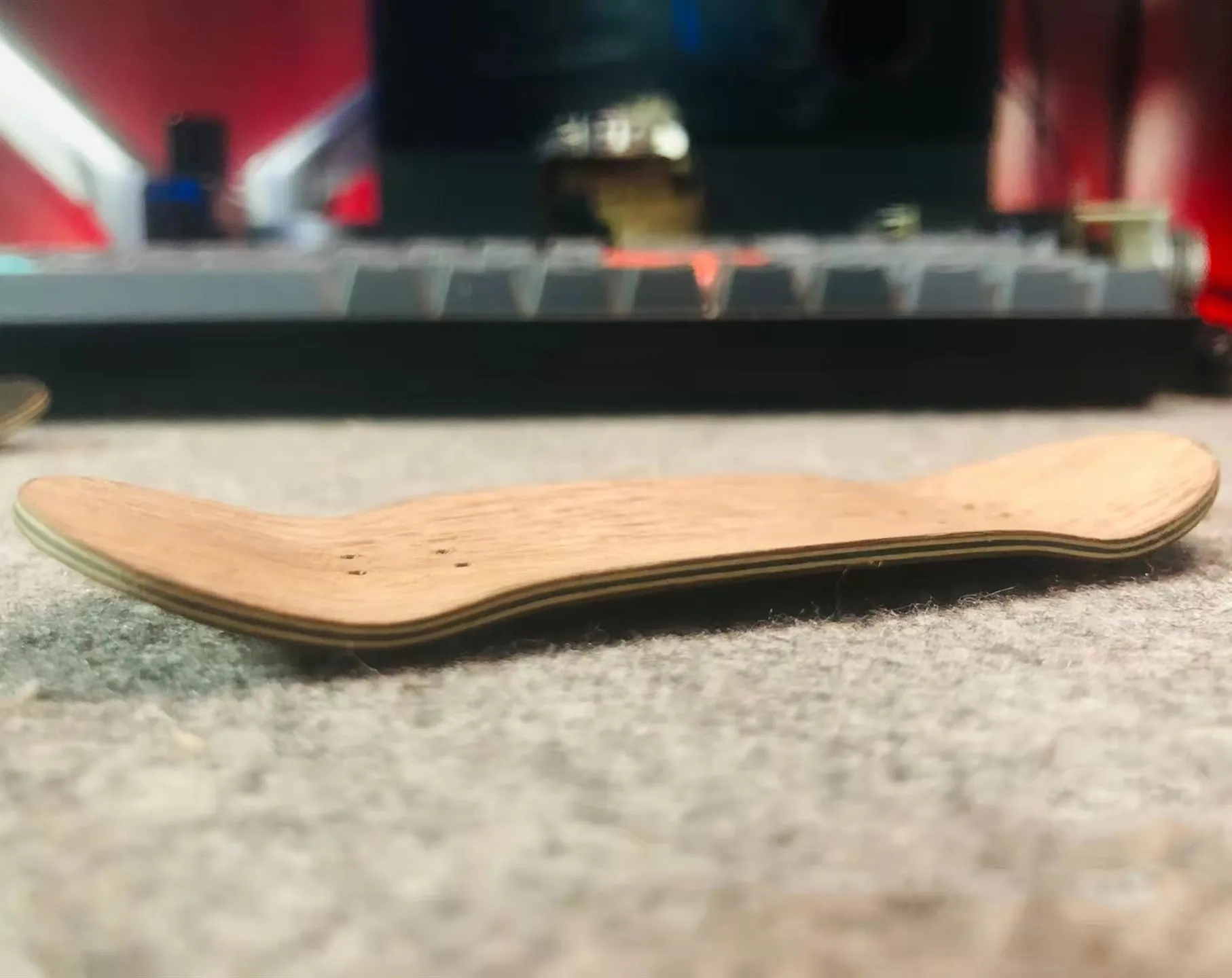 AA22 Custom Deck Fingerboard Mold