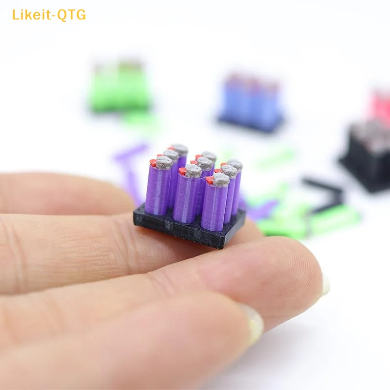 

Hot! 1Set 1/12 Dollhouse Mini Lighter With Base Model Toys Cigar Cigarette Lighter Ornament Doll House Decoration Accessories