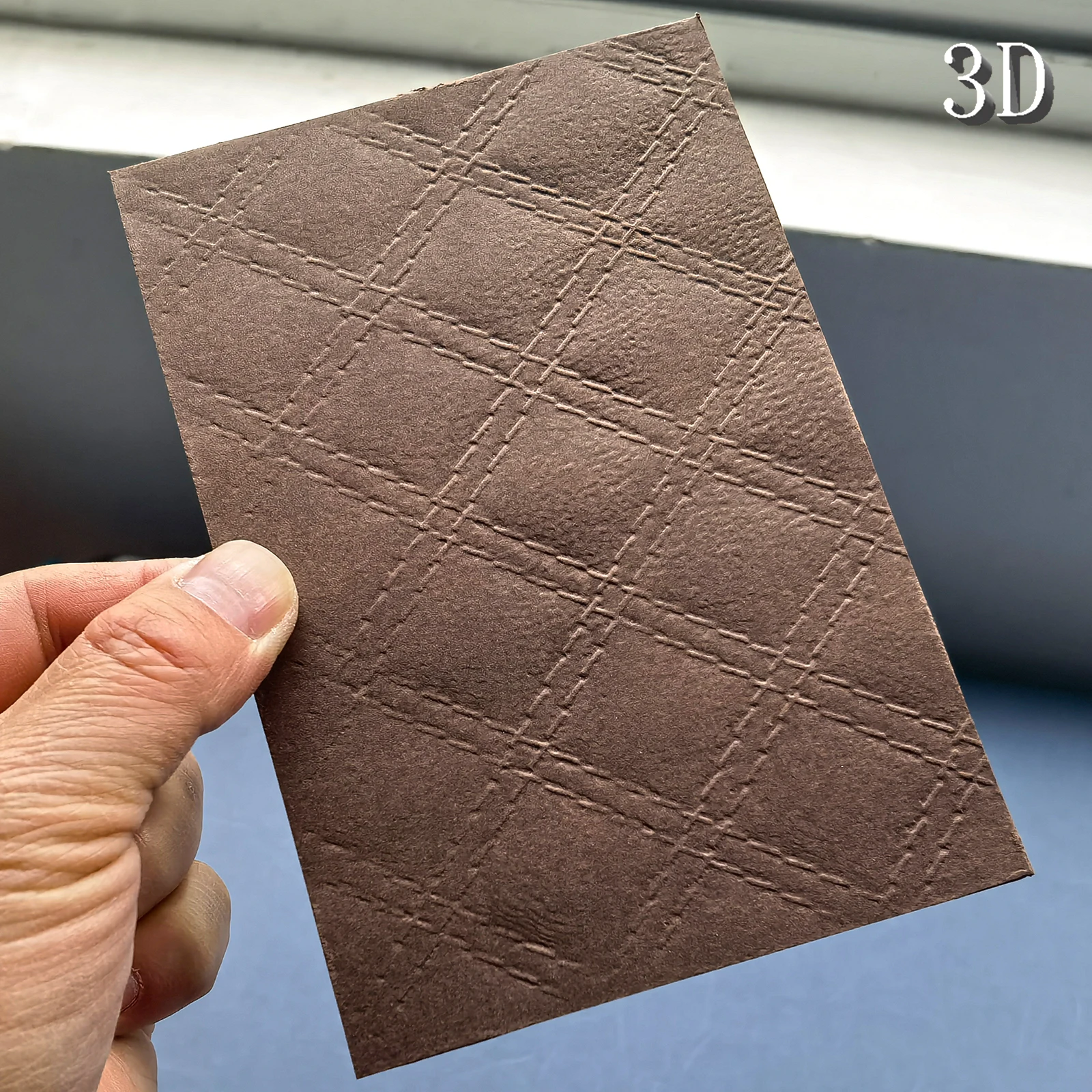 1 Stück 3D-geprägte Ordner mit Rautennahtmuster in Lederstruktur, weißer Hintergrund mit Kunststoffstrukturmuster, geeignet