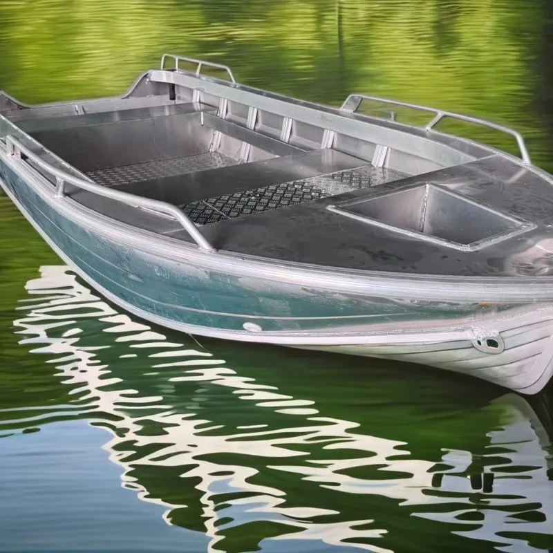 Hot Sale 4.2m/5m Dinghy Fishing Boats Sport Style Rowing Boat with Outboard Engine for Lake and River Outdoors