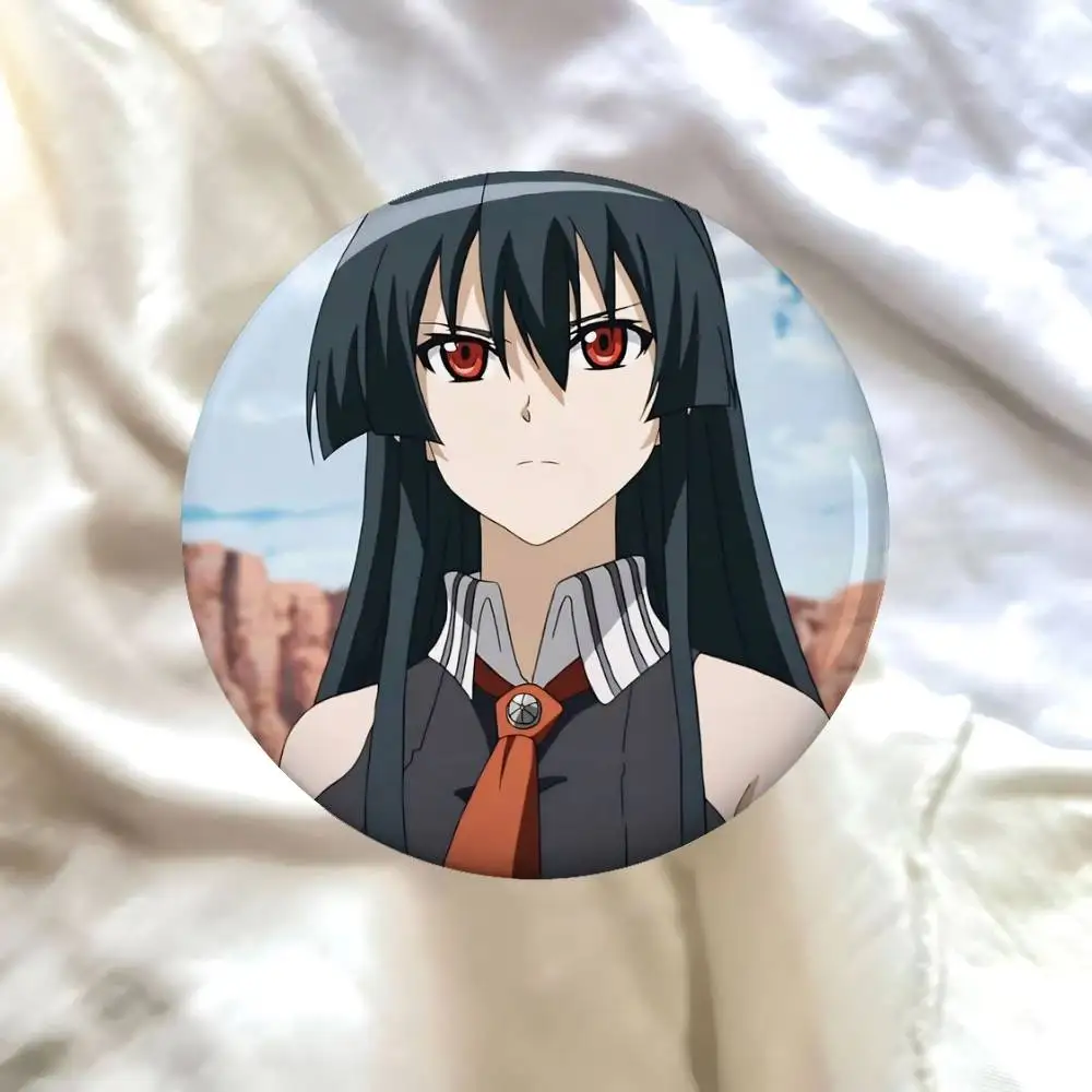 اليابانية الكلاسيكية أنيمي Akame Ga قتل شارات صفيح لينة زر دبوس بروش شارة معدنية مخصصة مجوهرات اكسسوارات قبعة حقيبة التلبيب