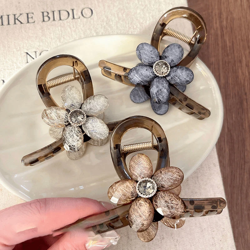 

8CM Rhinestone Star Flower Hair Clip Ladies Plate Hair Grab Clip Girls Advanced Sense Hairpin Temperament Hair Accessories