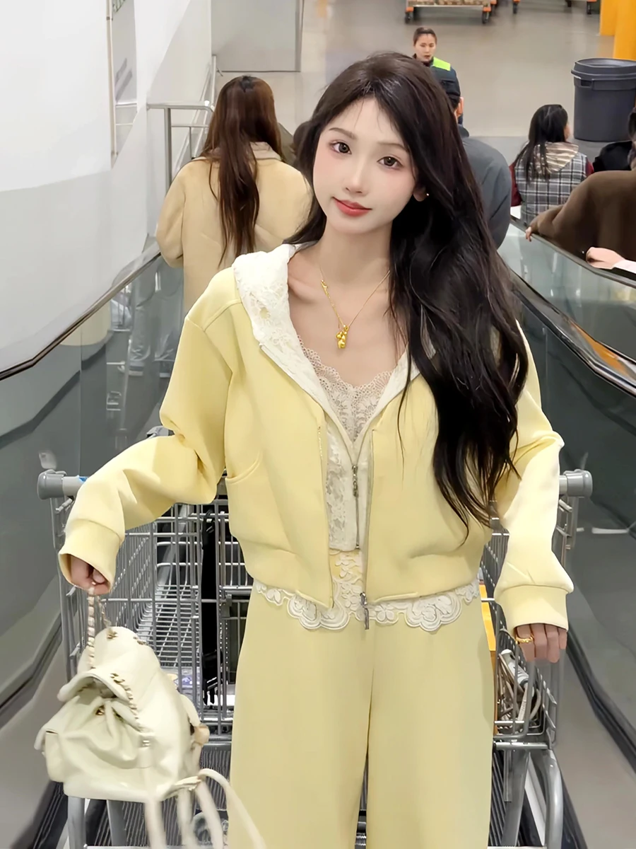 

Sweet Anti-Aging Lace Patchwork Hoodie Casual Pants Two-Piece Set for Women Spring 2026 New Style Polyester Long Sleeve Zipper