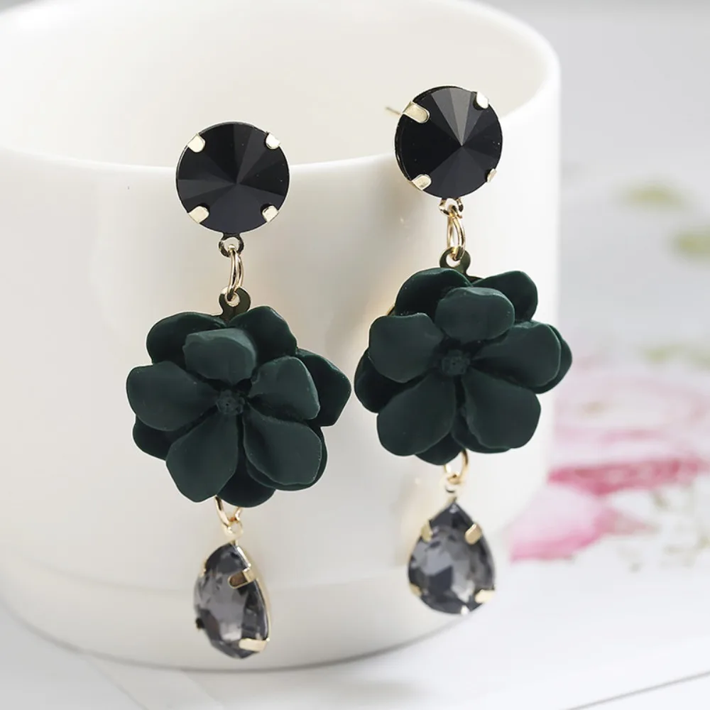 1pair Glass Crystal Jewelry with A Sweet Korean Style Trendy and Fashionable Ear Pendants Extremely Beautiful Earrings