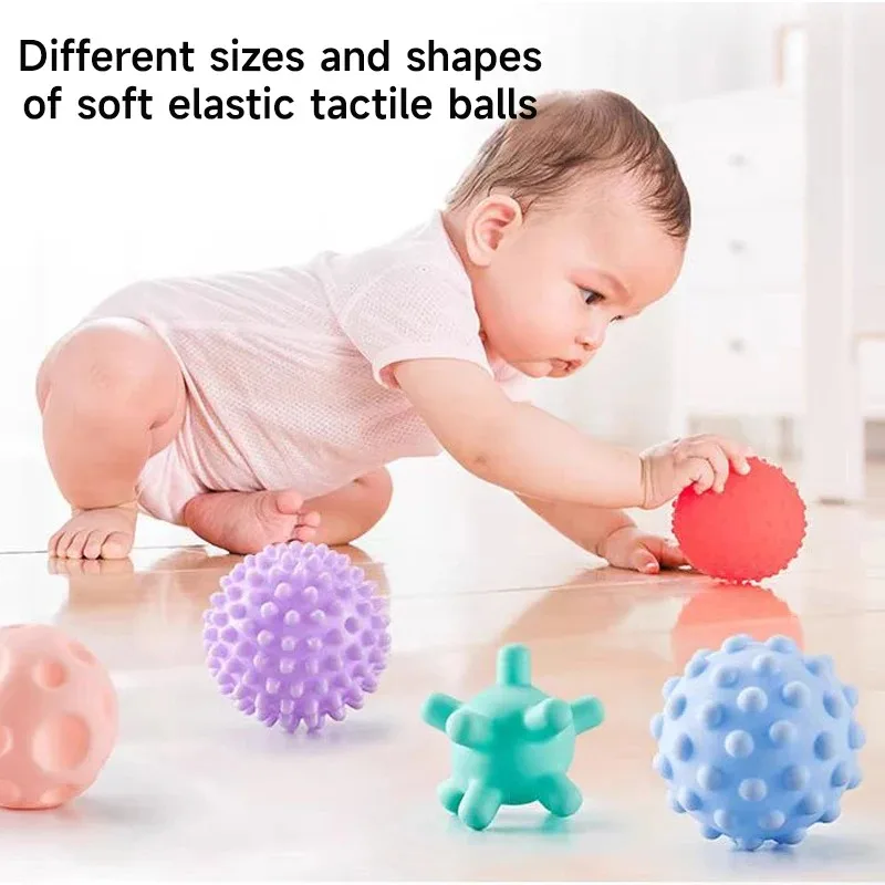 Teething Ball for Babies, Sensory Toys with Multiple Textures, Educational Grab Ball, Water Squeak Toy for Crawling Training