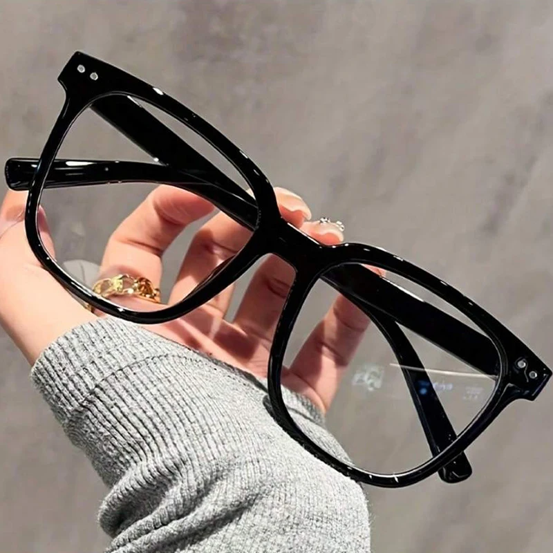 1pc Unisex Glasses - Contemporary Campus Style, Transparent ,Black Frame With Face-Contouring Design For Men & Women