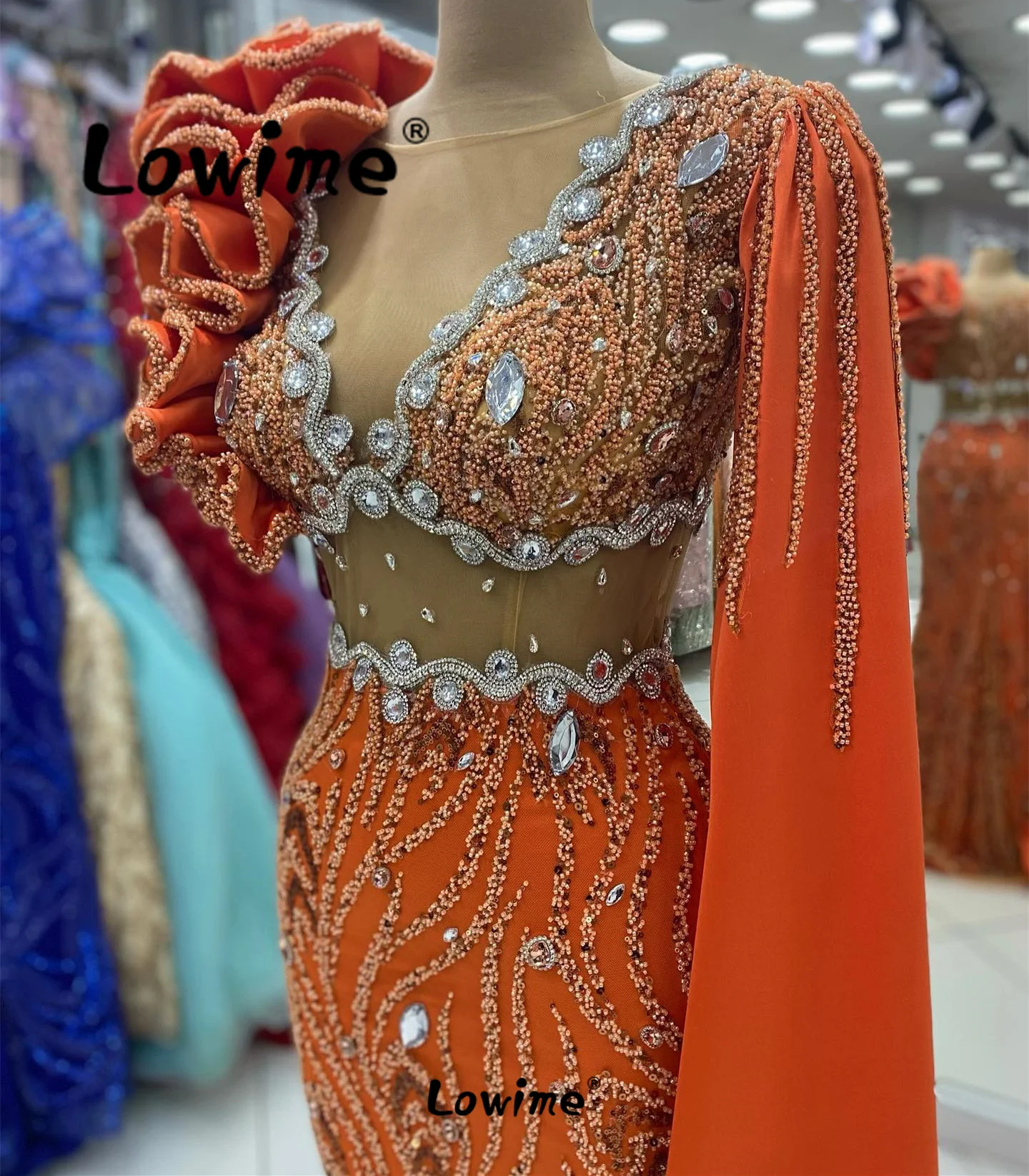 One Shoulder Cape Sleeve Orange Elegant Arabic Evening Dresses 2024 Mermaid Crystals Ruffles Long Prom Dress Wedding Party Dress