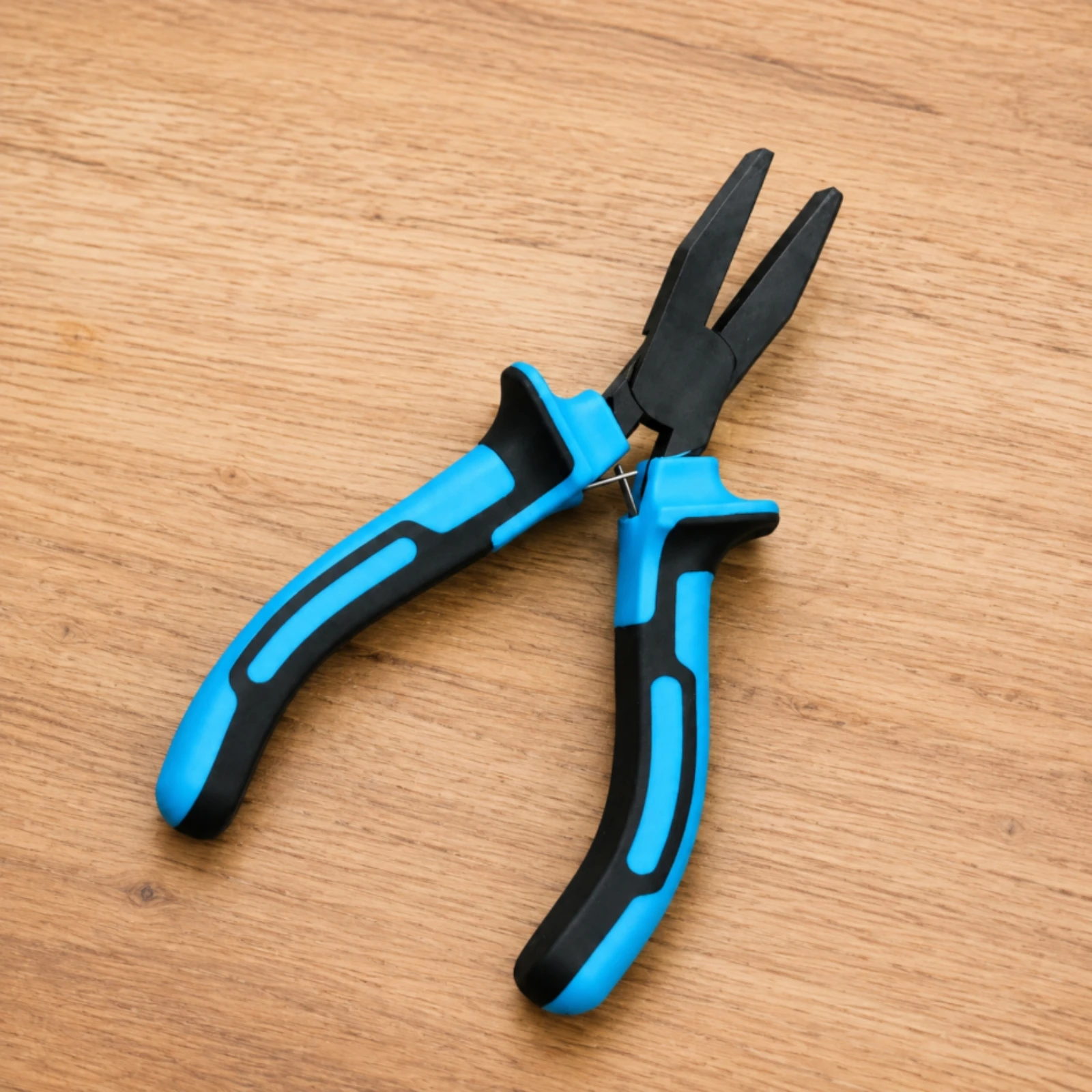 Fishing Hook-Tying Plier Non-Slip Handle Fishing Plier with Return Spring Ergonomic Compact for Anglers, Home Tackle Readying