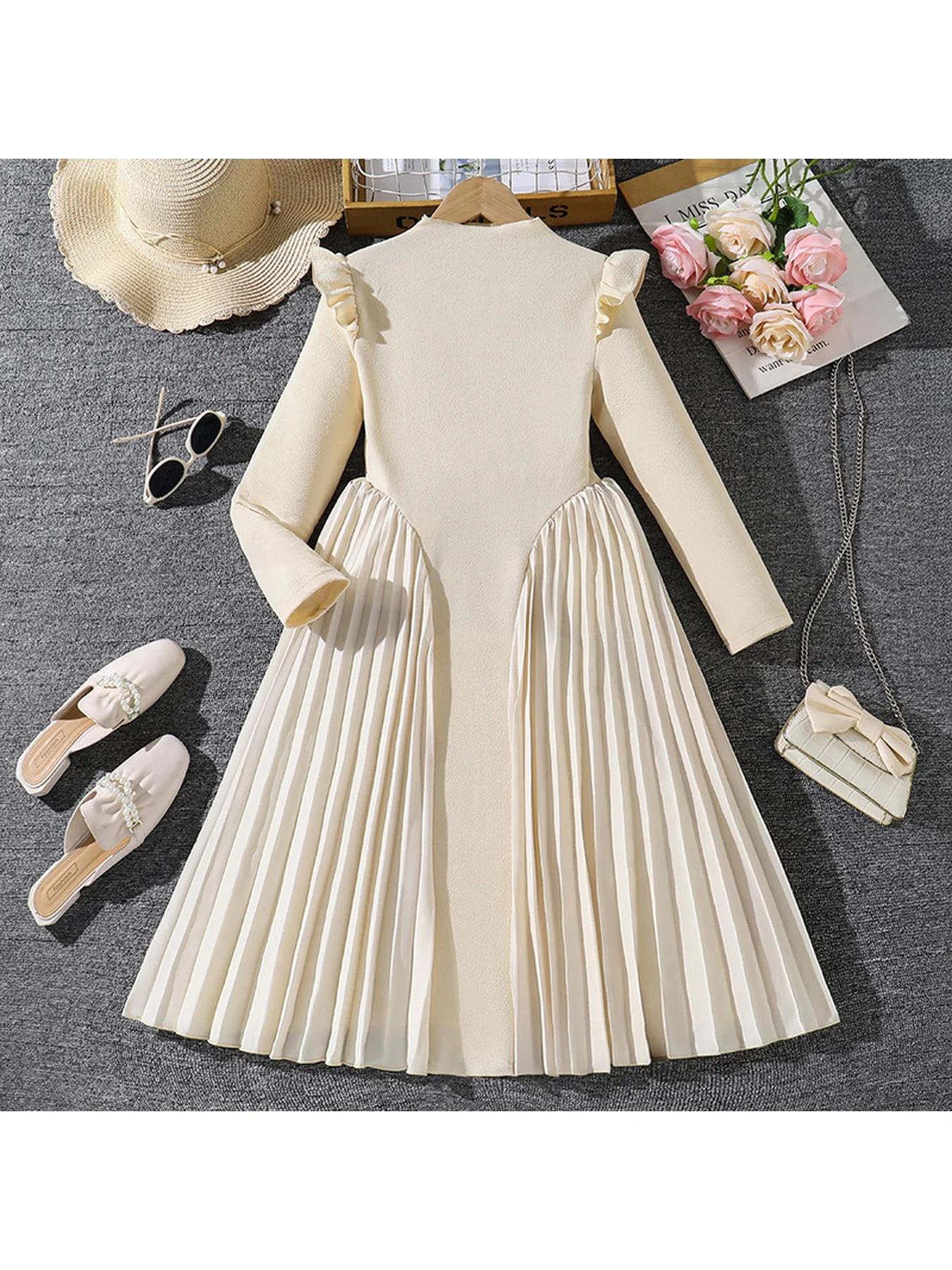 Elegant Fashionable Kids Ruffled Pleated Dress Long Sleeve Solid Color round Neck mid Length Skirt for Children's Clothing
