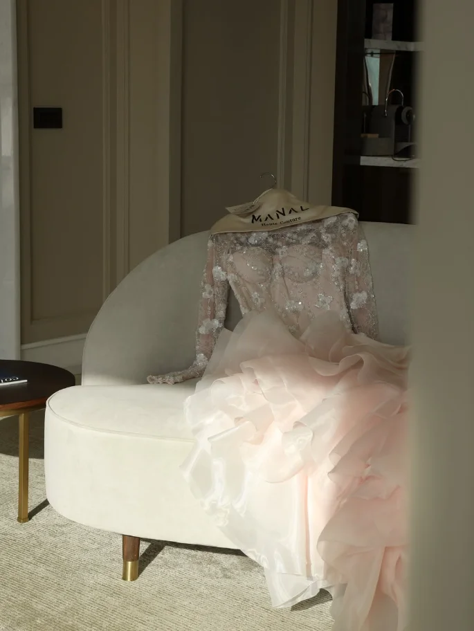 Blush Pink Ruffles Skirt Prom Formal Dresses Puffy Sexy Slit Gillter Long Sleeve Saudi Arab Bespoke Evening Party Gown Customize