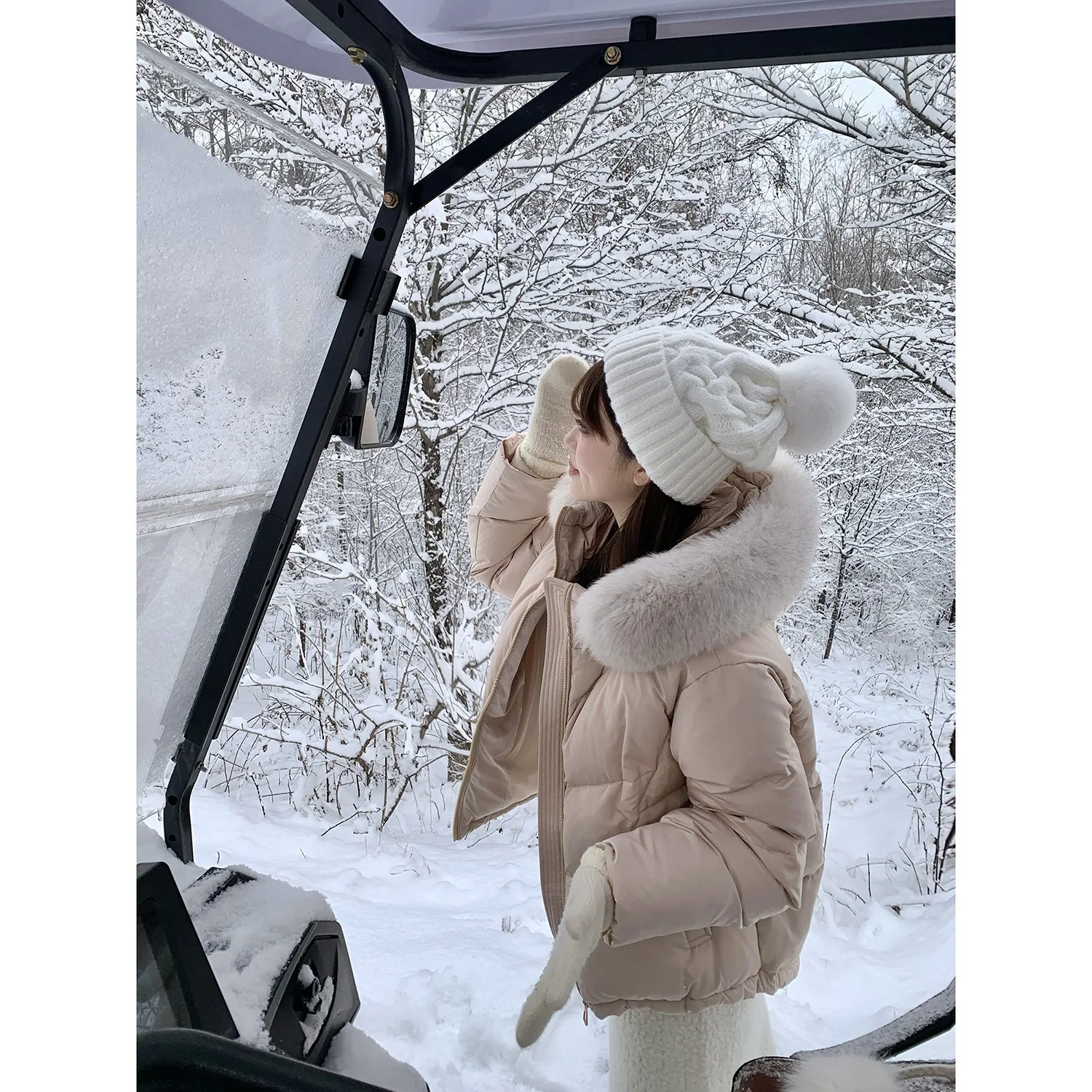 

AHY 25 Autumn Winter ort Hooded down Jaet Women's Winter Thiened Warm Coat Large Fur Collar Commute Sle Zipper Closure