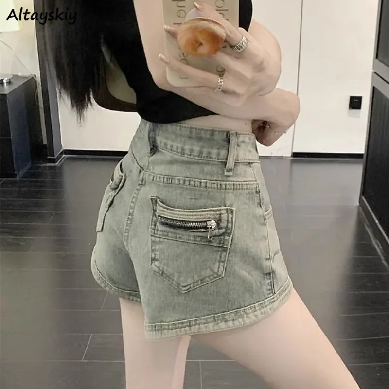 

Shorts Women Vintage Casual Streetwear Unique Summer New Fashion Korean Style High Waist Hotsweet Charming Simple Loose Gentle