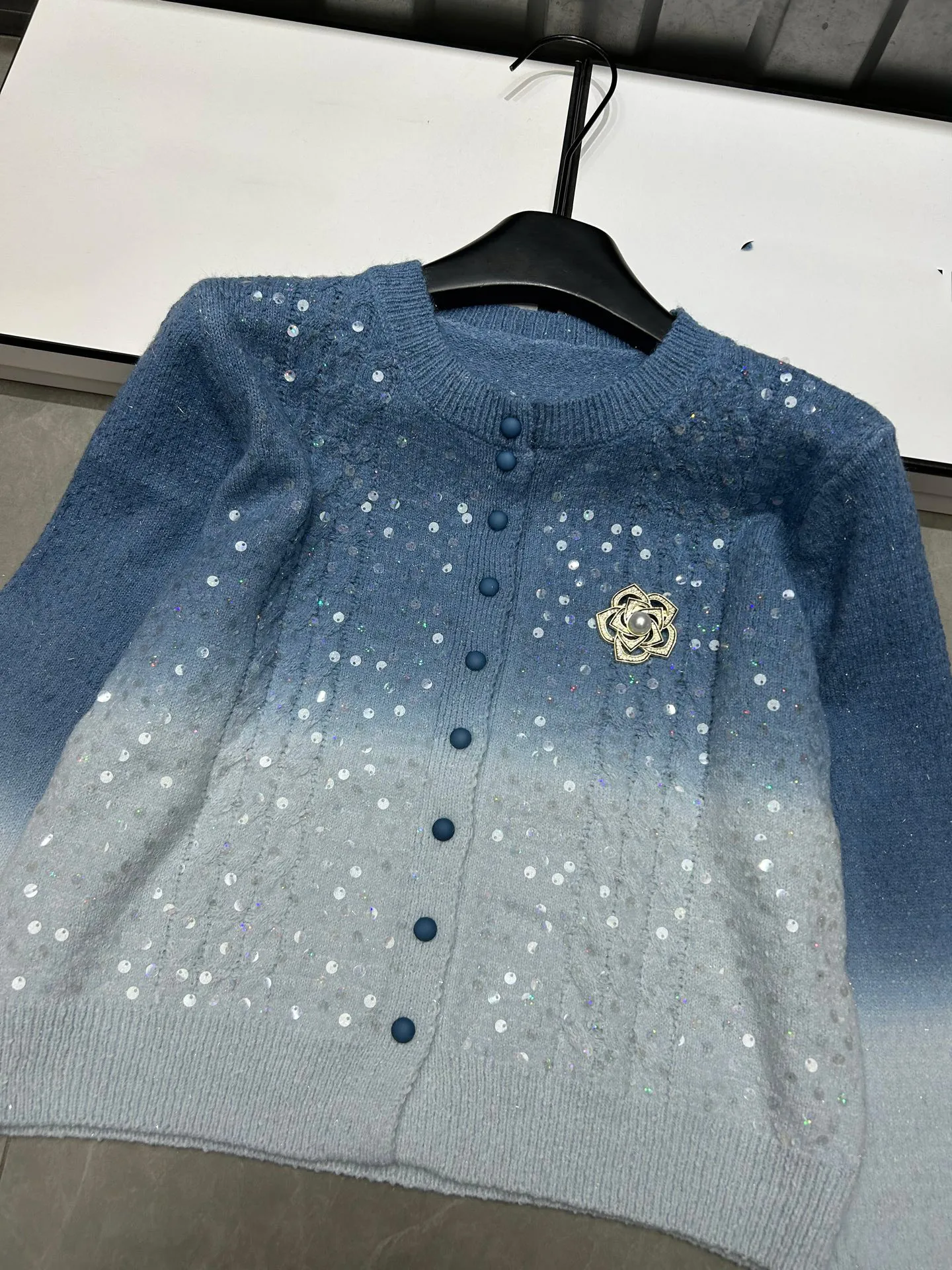 Farbverlauf Gestrickte Wolle Strickjacke Frauen Oansatz 2025, Herbst Winter Langarm Dame Mode Pailletten Pullover Tops C233