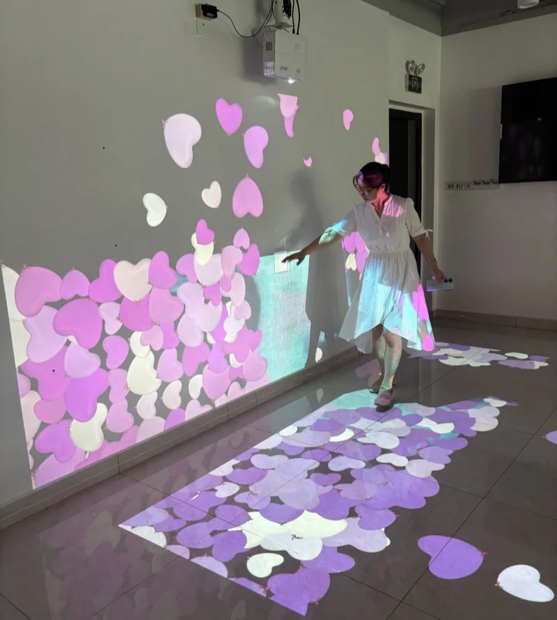 Indoor Interactive Projection Games with Multiple Gameplay Modes Immersive Interactive Floor/wall Games