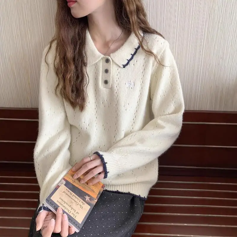 Sweet Cute Teenage Bow Round Neck Long Sleeved Knitted Sweater for Autumn Winter Beautiful Looking Girl's Loose Casual Sweater