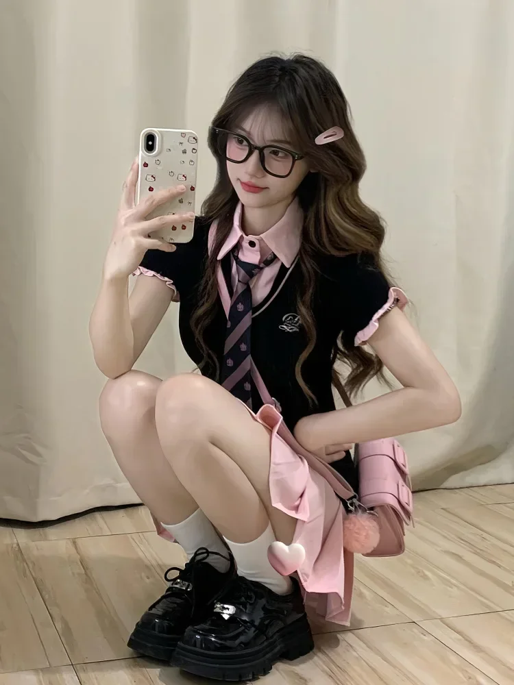 فستان صيفي قصير للتنحيف على الطراز الأمريكي الحلو الحار والخصر مناسب على طراز Preppy فستان بياقة بولو وأكمام قصيرة 2025new #1