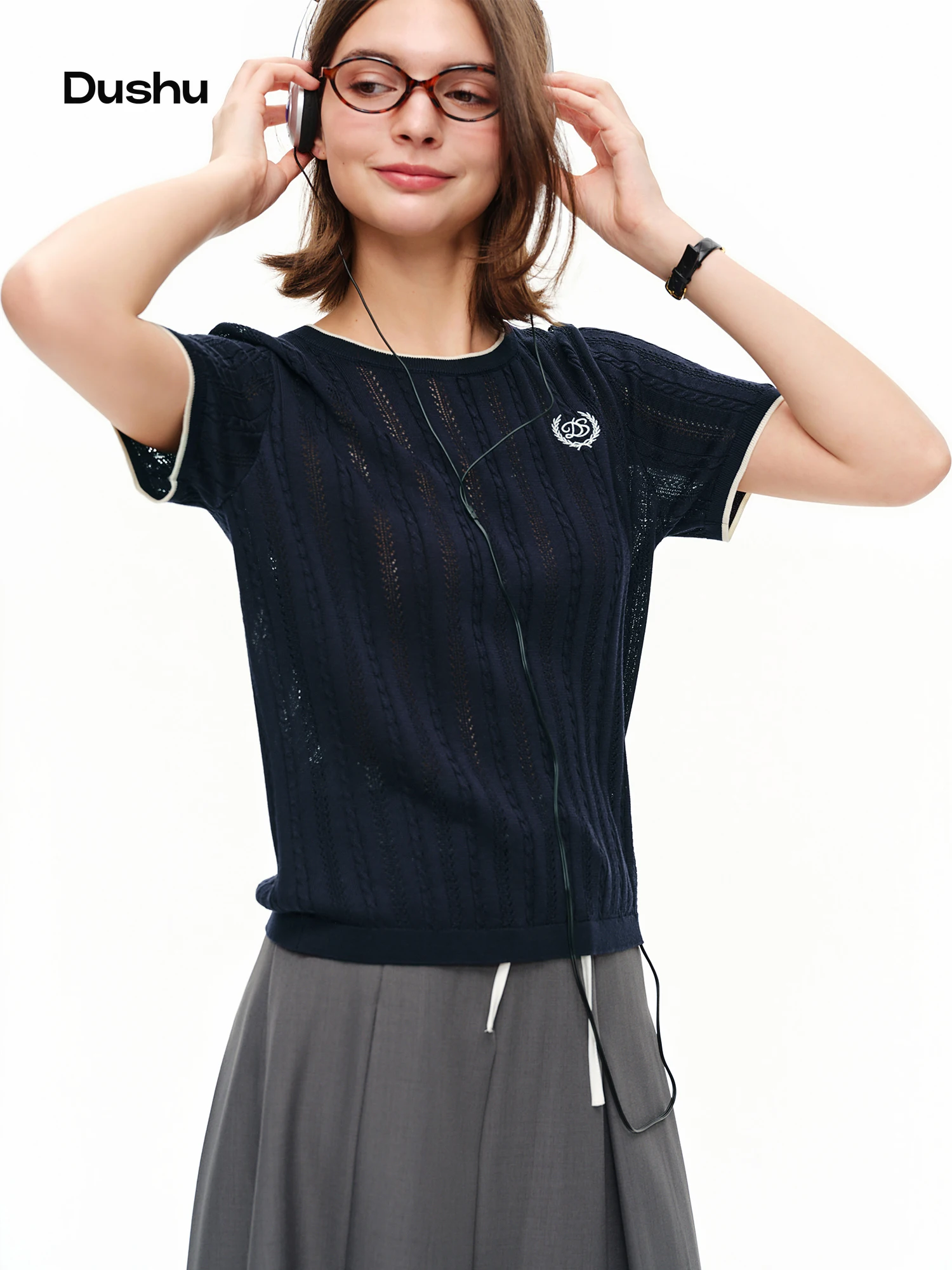 

DUSHU Женская модная футболка с коротким рукавом и узором «косичка», с кружевной сетчатой текстурой, летняя новинка 2026, повседневный топ