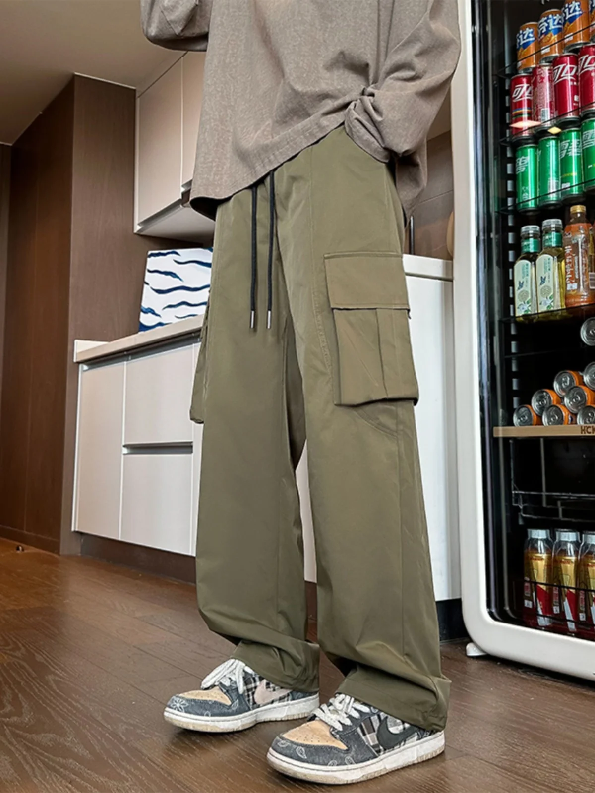 

Молодежные повседневные брюки свободного кроя для мужчин, рабочие брюки в стиле High Street, прямые брюки-трубы в американском стиле, модные брендовые брюки для осени и весны