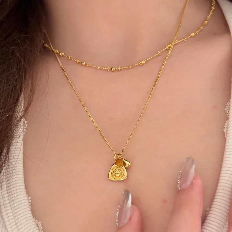 Retro high-end luster small triangle Maitreya Buddha necklace fashion light luxury new in stacked collar chain party jewelry