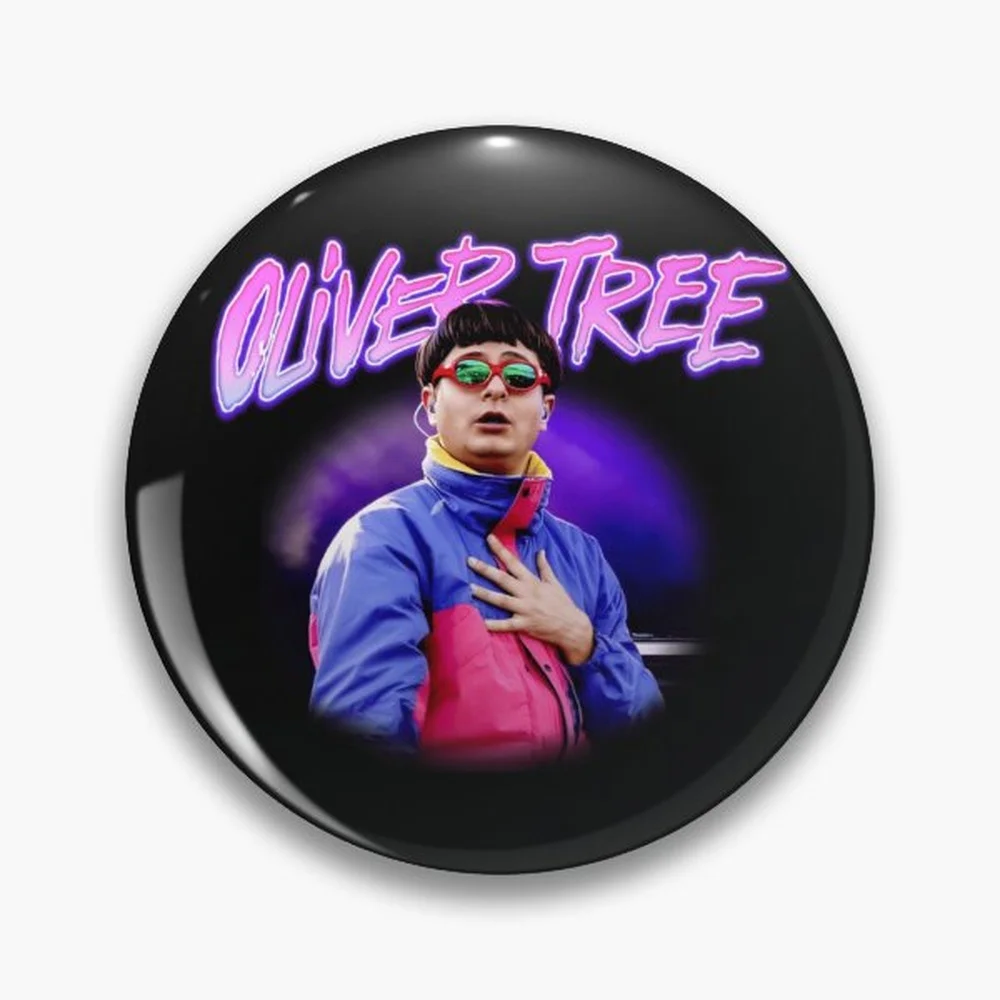 Oliver Tree Retro Vintage Alternative Music Portrait Pin Holographic Star Heart Pin Brooches Laminated Button Fashion Accessory