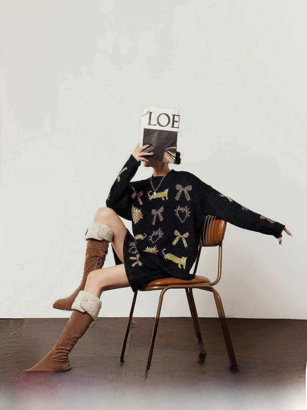 

Shiny Gold Black Women's Set Spring 2026 New Style Sweater Skirt Two-Piece Set Casual Style Long Sleeve Knot