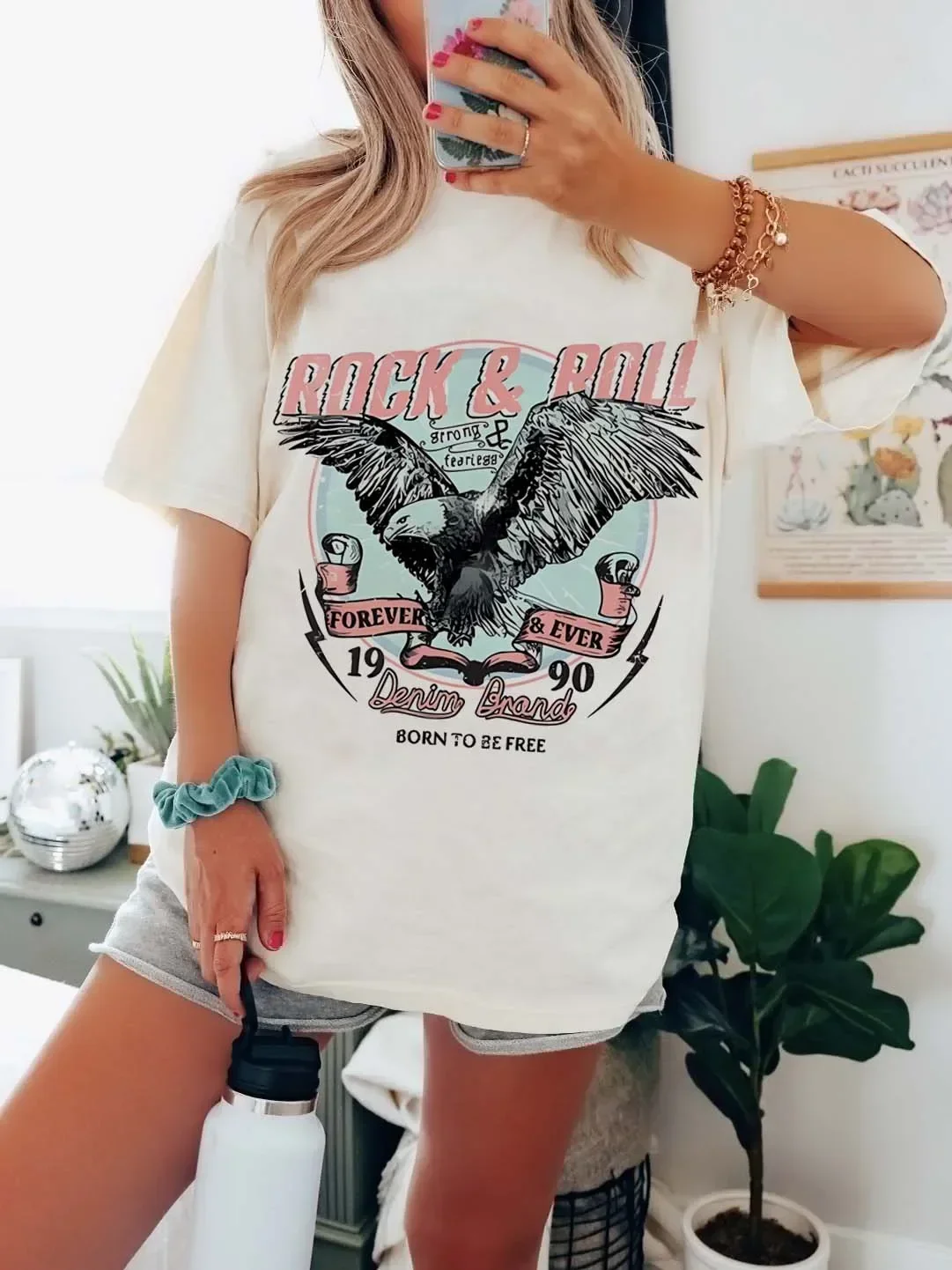 Rock Roll Beach T-Shirts for Women Oversized Short Sleeve Vintage Surf Graphic Tees Palm Tree Summer Vacation T Shirt Tops