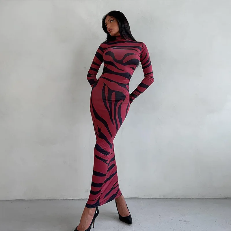 

New European and American Women's Clothing2025Autumn Winter New Leopard Print Half-High Collar Long Sleeve Bodycon Dres