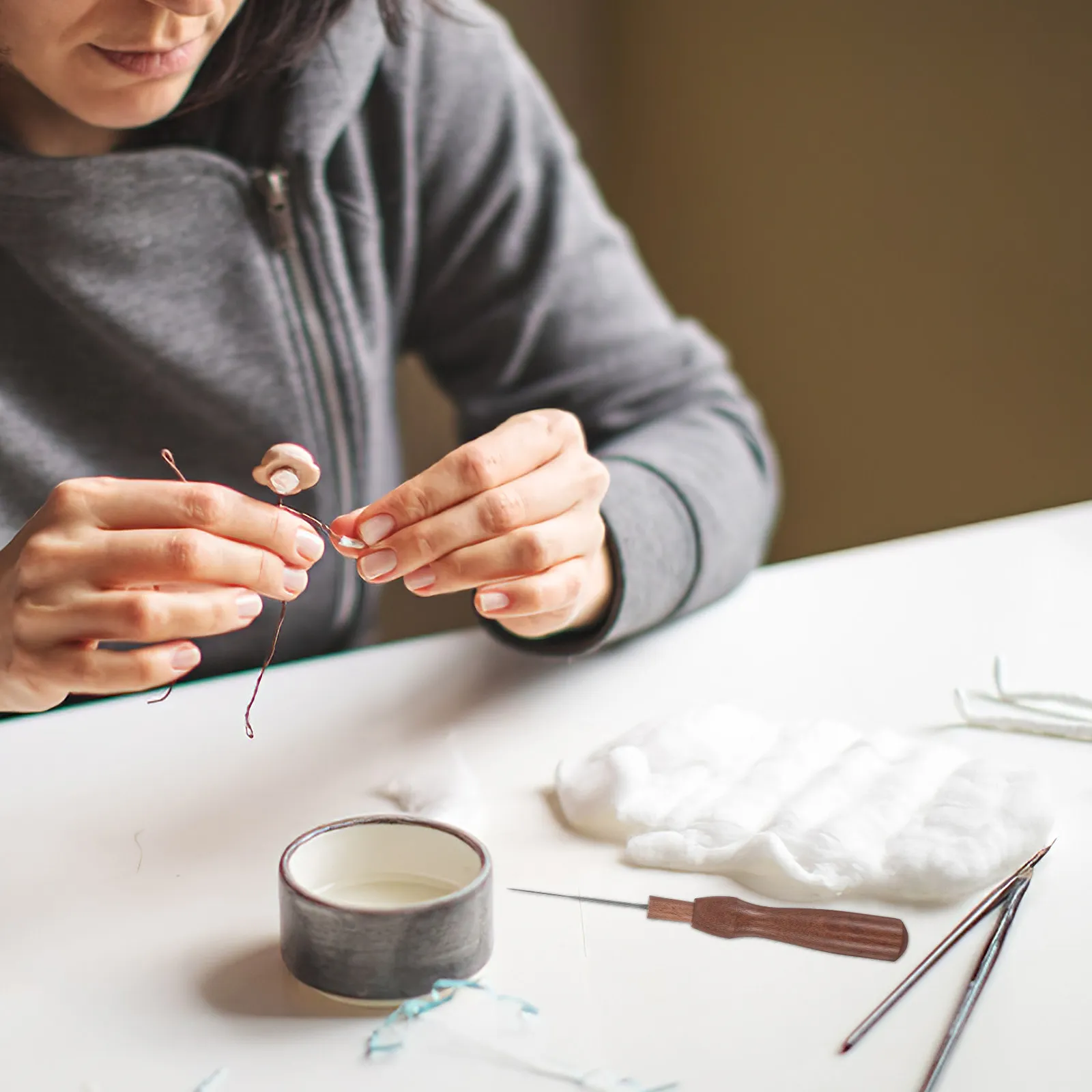 

4Pcs Needle Felting Handles Comfort Grip Wool Craft Kit Portable Felt Punch Tool for DIY Felting Projects Art Hobby