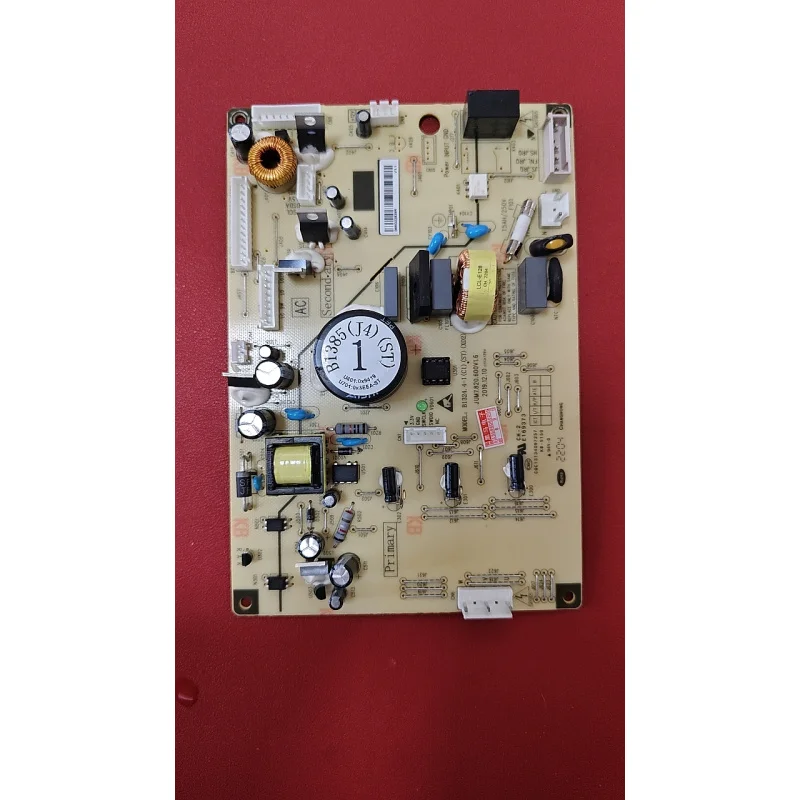 

Для деталей холодильника B1385.4-1(C1)(ST)(XD2) материнская плата инверторная компьютерная плата