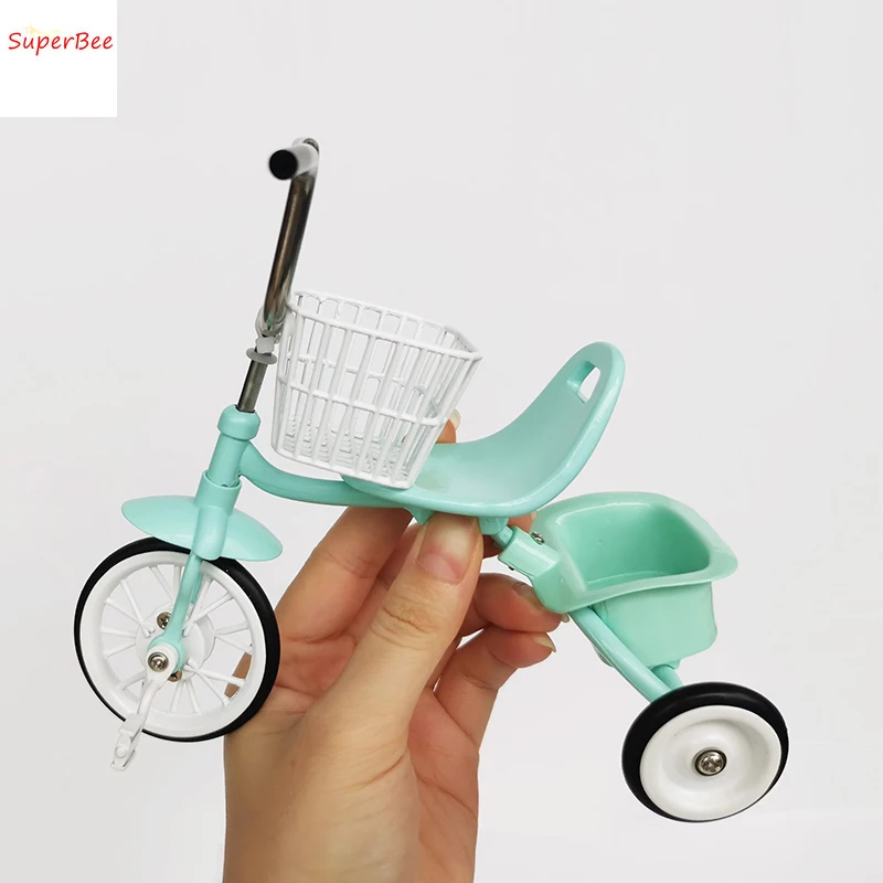 Dollhouse Mini Scooter, Children's Tricycle/ScooterModel for 1/6,1/8 Blyth/BJD Doll House Diy Furniture Decoration Accessories