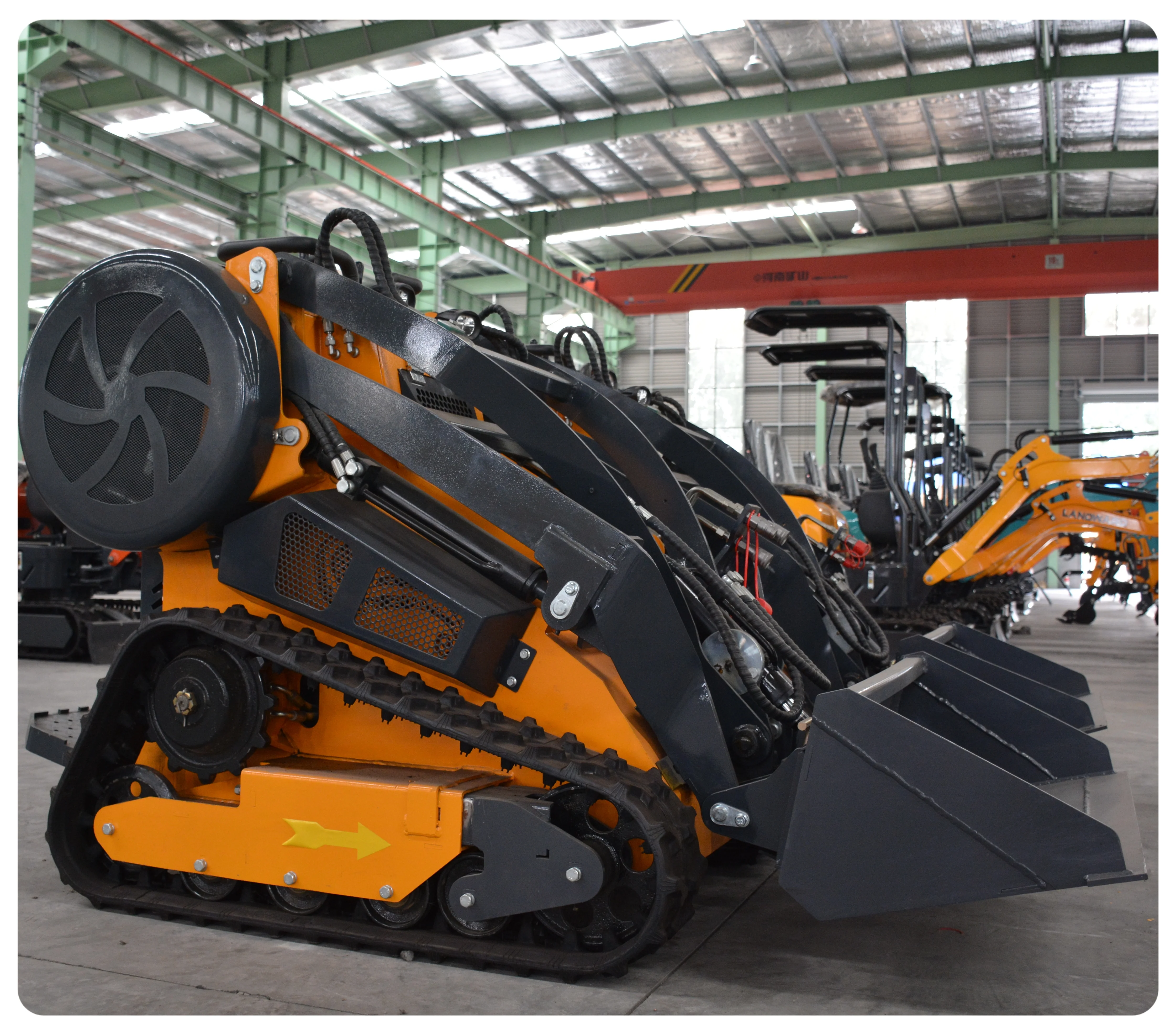 جرافة توجيه منزلقة لمحرك كوبوتا، جرافة توجيه منزلقة متعددة الوظائف، جرافة توجيه منزلقة هيدروليكية مدمجة