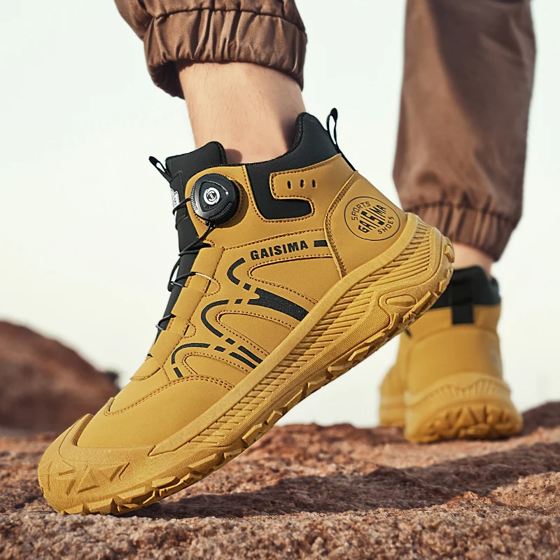 Klassische Herrenstiefel mit hohem Schaft, strapazierfähige Sohle, weiches Obermaterial, klassisch und modisch, geeignet zum Wandern und für Outdoor-Aktivitäten. – Detail 7