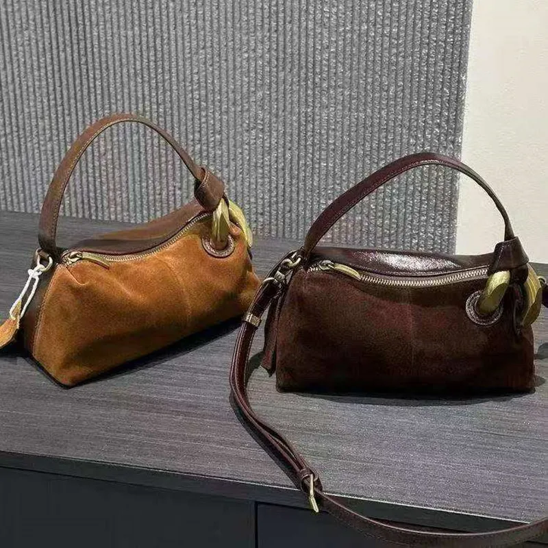 

Fashionable simple design versatile durable soft leather single shoulder crossbody bag with unique eye-catching style for women