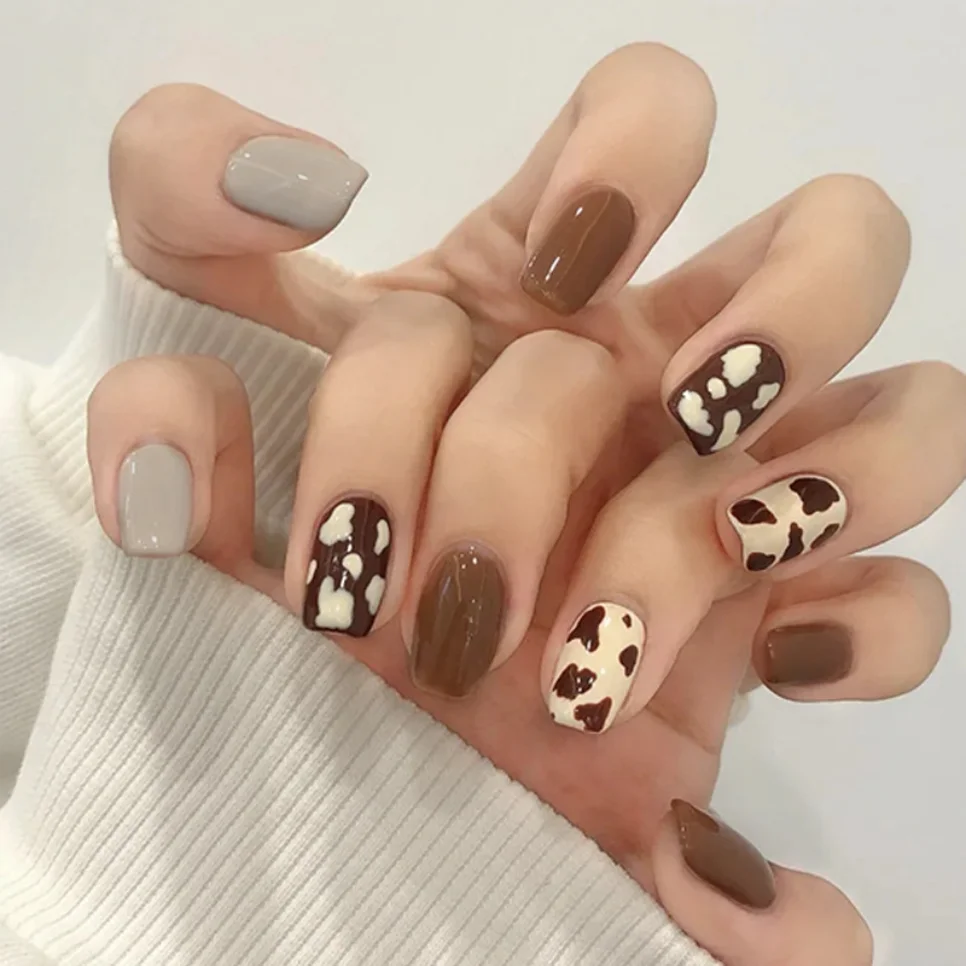 

24Pcs/Set Coffee Leopard Removable Short Fake Nails Art Full Cover Sweet Wear False Nails Artificial Acrylic Press on Nail Tips